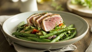 Seared Tuna Nicoise Salad with Herbed Green Beans